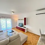 شقة Ivano موستار