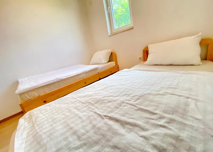 Ivano * موستار